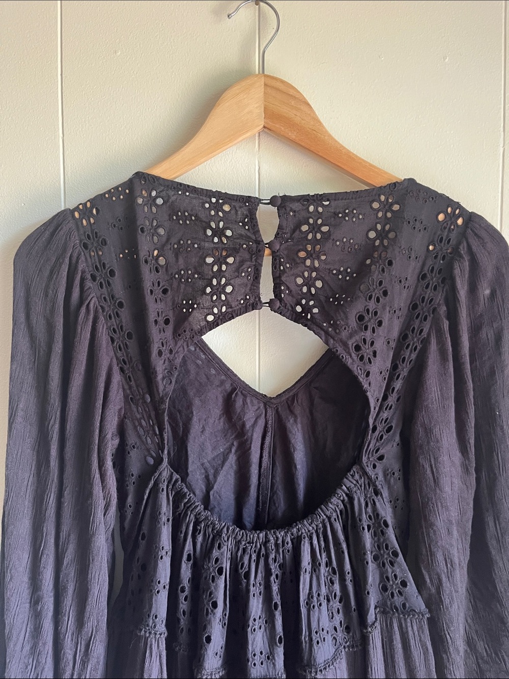 Free People Mockingbird Boho Black Cottagecore Eyelet Tiered Maxi Dress Sz XS - Picture 12 of 15